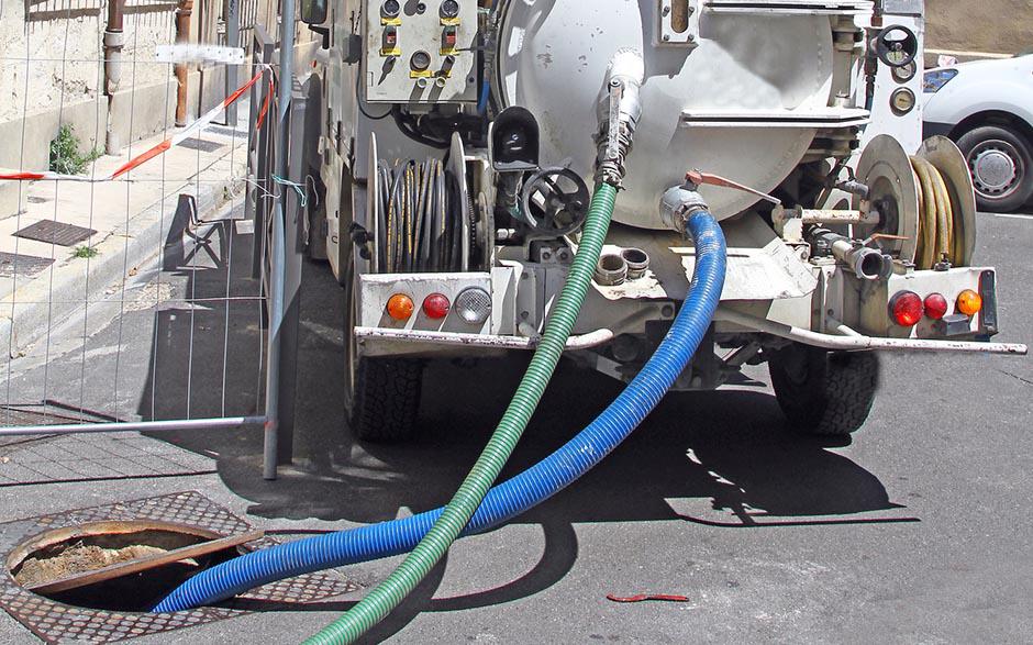 camion pompage assainissement Les Ulis